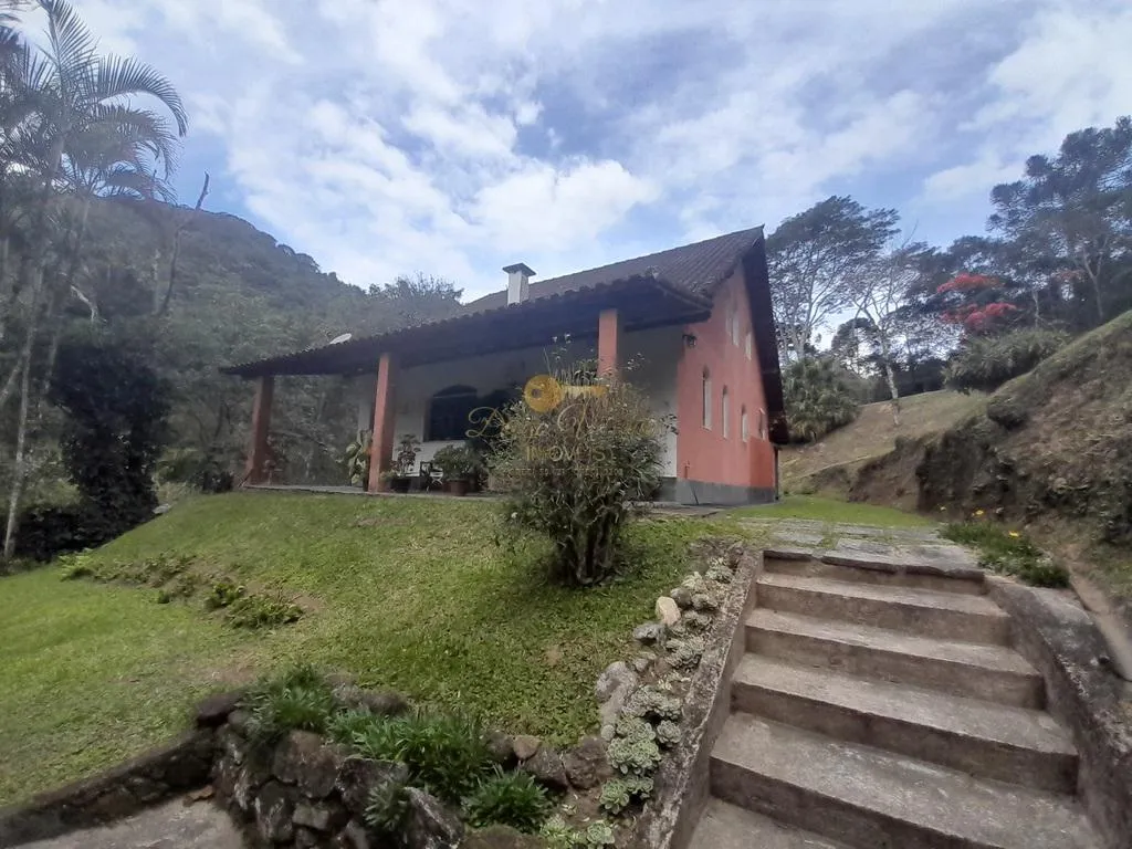 Imagem Casa para Venda em Teresópolis / RJ no bairro Vargem Grande