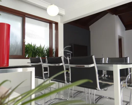 Imagem CASA NO BAIRRO GLÓRIA EM CONDOMÍNIO DE ALTO PADRÃO PARA VOCÊ QUE BUSCA EXCLUSIVIDADE E LOCALIZAÇÃO!!