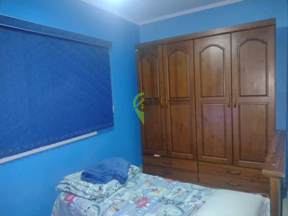 Imagem Casa com 3 quartos, sendo 1 suíte, à venda no Marapé, em Santos - SP