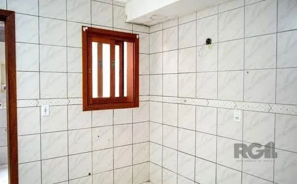 Imagem Casa em condominio no bairro Tristeza de 3 dormitórios e vaga