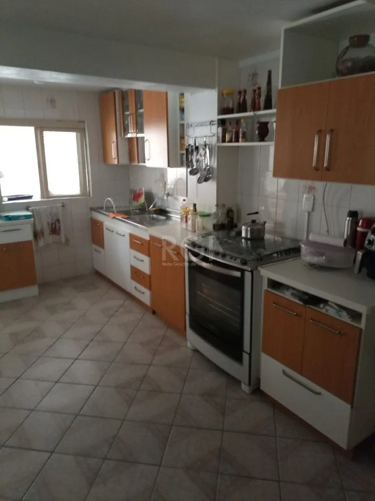 Imagem Casa para Venda - 200m², 4 dormitórios, 2 vagas - Vila Ipiranga