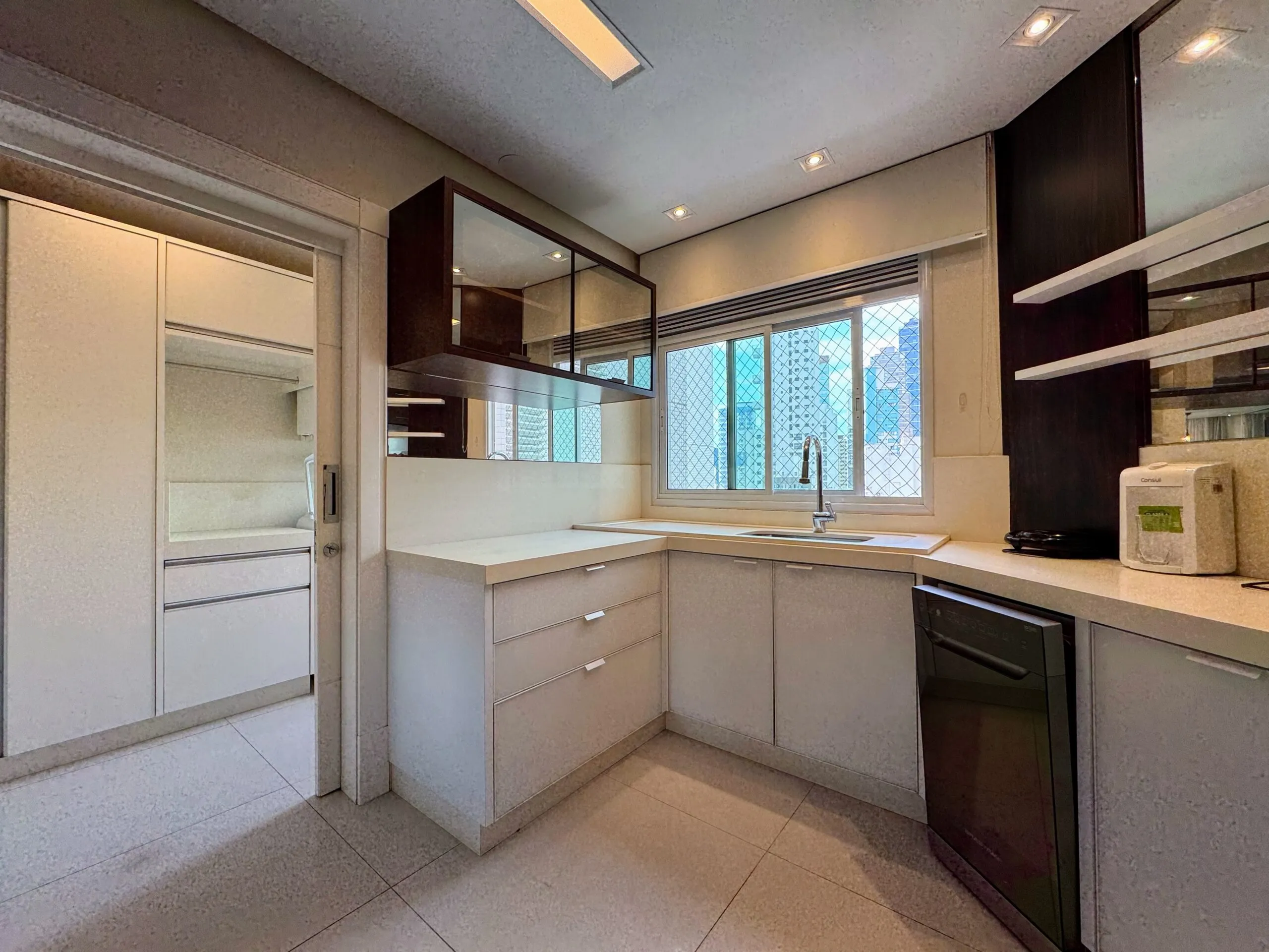 Imagem Apartamento à venda com 128m2 por R$ 3.300.000,00