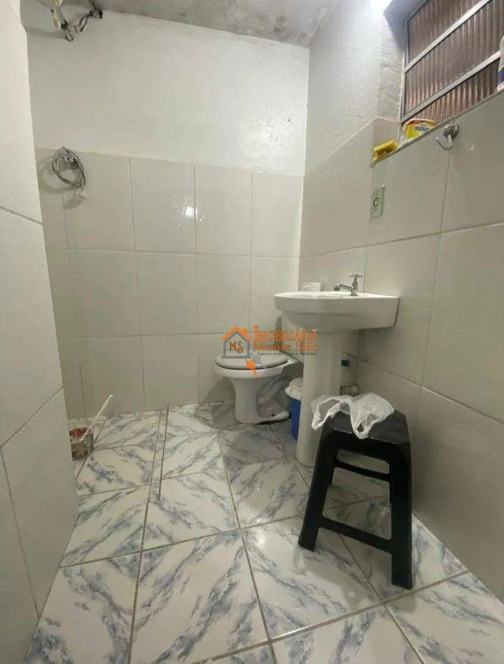 Imagem Sobrado com 2 dormitórios à venda, 100 m² por R$ 250.000,00 - Conjunto Residencial Haroldo Veloso - Guarulhos/SP