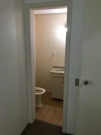 Imagem Excelente Sala Comercial no Bairro Petrópolis