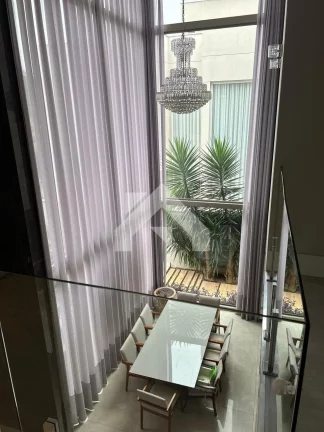 Imagem Casa de Condomínio em Alphaville - Santana de Parnaíba