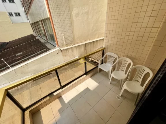 Imagem Excelente oportunidade de investimento! Este belíssimo apartamento de 3 Dormitórios, sendo 1 suít...