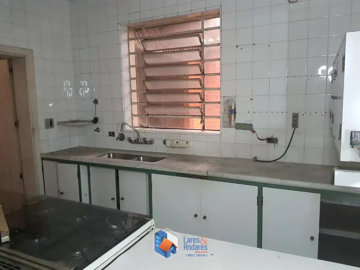 Imagem Casa para venda em Bosque da Saúde com 3 quartos, 666m²