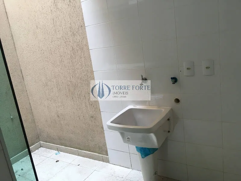 Imagem Sobrado 2 dormitórios 2 suíte e 1 vaga de condomínio na Vila Santa Clara