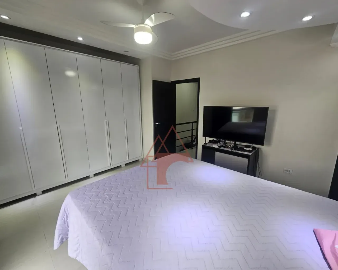 Imagem Sobrado com 3 Quartos à Venda, 228 m² em Vila Ponte Nova - Cubatão