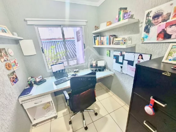 Imagem Casa Comercial de Alto Padrão em Osasco-SP, Bairro Veloso: 2 Quartos, 2 Suítes, 1 Sala, 2 Vagas, 213,42 m² de Área.