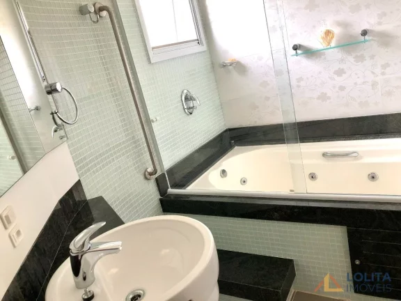 Imagem Casa com 2 suítes à venda em Condomínio em Santo Amaro da Imperatriz