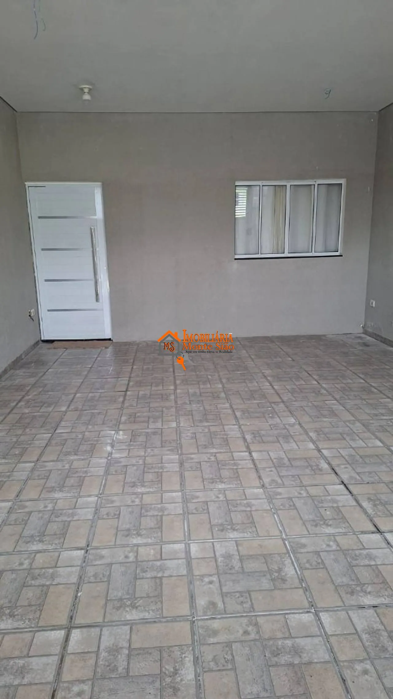Imagem Sobrado com 3 dormitórios à venda, 250 m² por R$ 740.000,00 - Jardim Presidente Dutra - Guarulhos/SP
