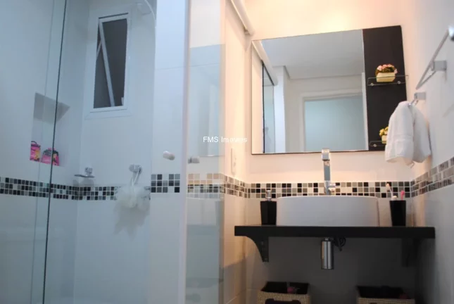 Imagem Apartamento à venda no Campo Belo: 2 quartos, 1 suíte, 2 vagas