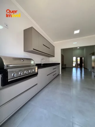 Imagem Casa de alto padrão em condomínio no Jardim Cybelli em Ribeirão Preto-SP! 3 quartos, 3 suítes, 3 salas, 5 banheiros, 4 vagas de garagem e 149,15 m² de área. Quer Imóvel Negócios Imobiliários!