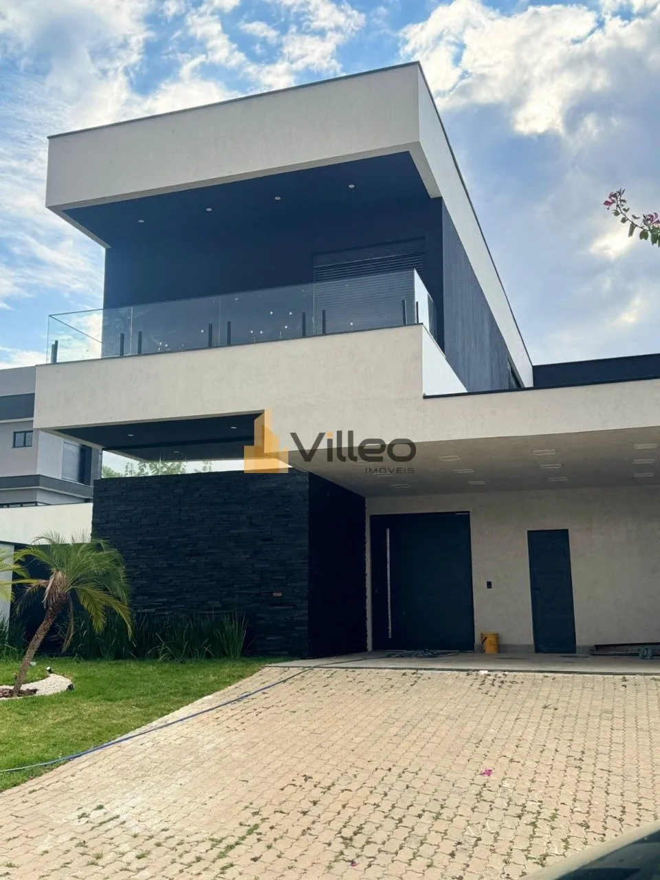 Foto do imóvel Apresentamos este belíssimo imóvel de alto padrão, ideal para quem busca conforto, sofisticação...