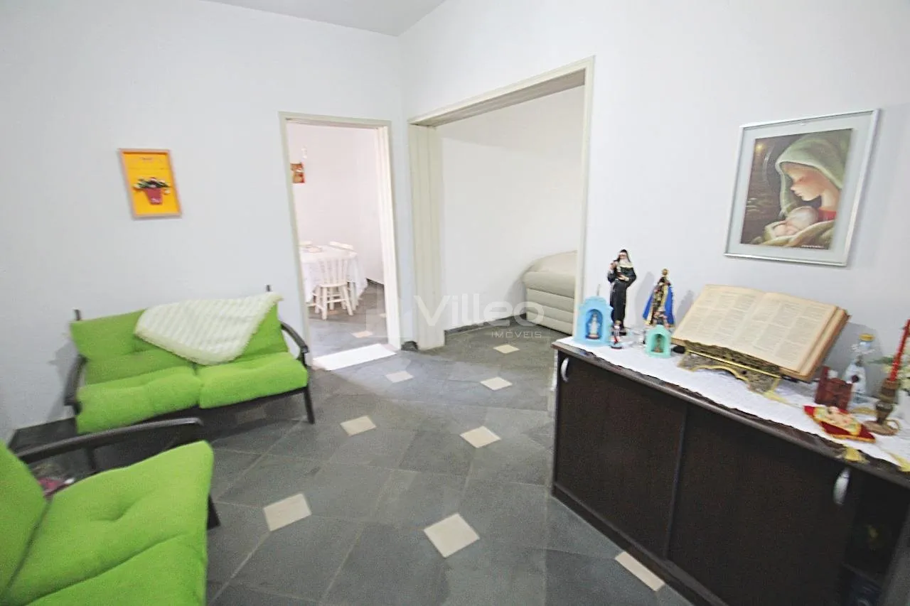 Imagem Esta casa possui 193 m² de área construída e conta com ambientes espaçosos, proporcionando confo...