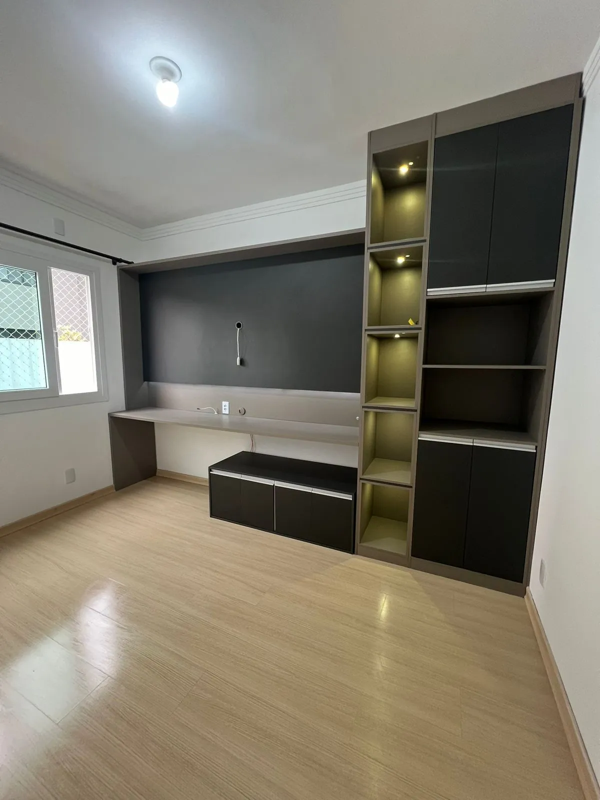 Imagem Casa sobrado em Gravatai de 3 dormitórios e 2 vagas