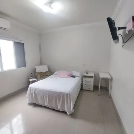 Imagem CASA COM 258.02 m² - CANTO DO FORTE - PRAIA GRANDE SP