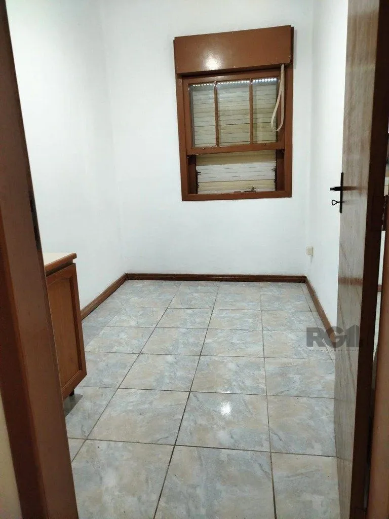 Imagem Casa térrea em ótimo estado.