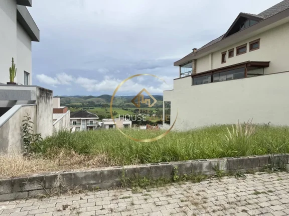 Imagem Lote/ Terreno declive, 450m², Cond Jaguary Urbanova, São José dos Campos.