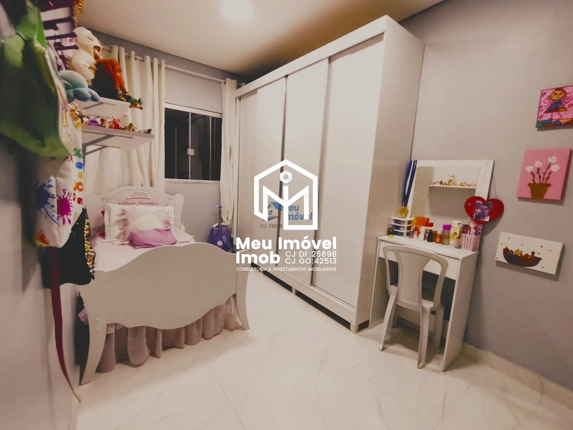 Imagem Casa 3 Quartos 3 Suítes 1 Vaga 135m² Área de Serviço