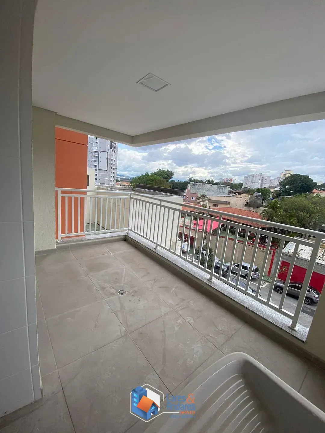Imagem APARTAMENTO À VENDA COM 60 M², 2 DORMS, COM VARANDA, ÁREA LAZER E 1 VG - SÃO MIGUEL PAULISTA - SP.