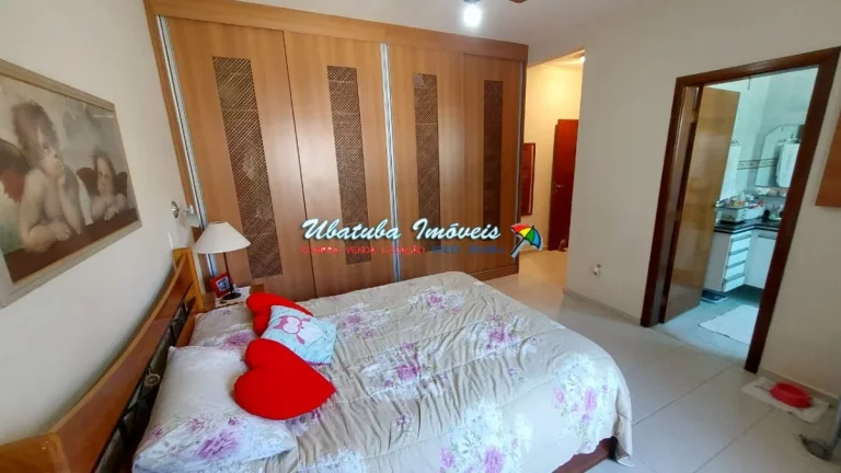 Imagem Linda casa em condomínio fechado