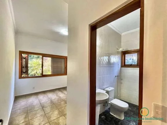 Imagem Casa com 5 dorms / 2 sts (1 térrea) piscina, gourmet e vista! Em Condomínio