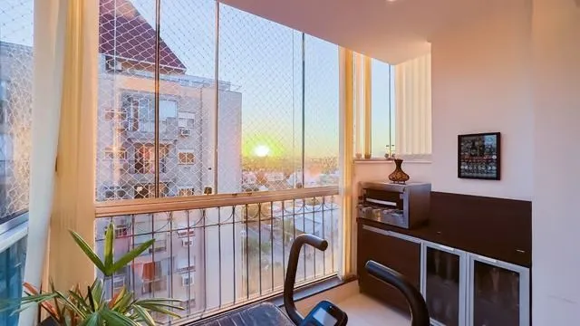 Apartamento Amplo com Suíte, Sacada Integrada e Vaga