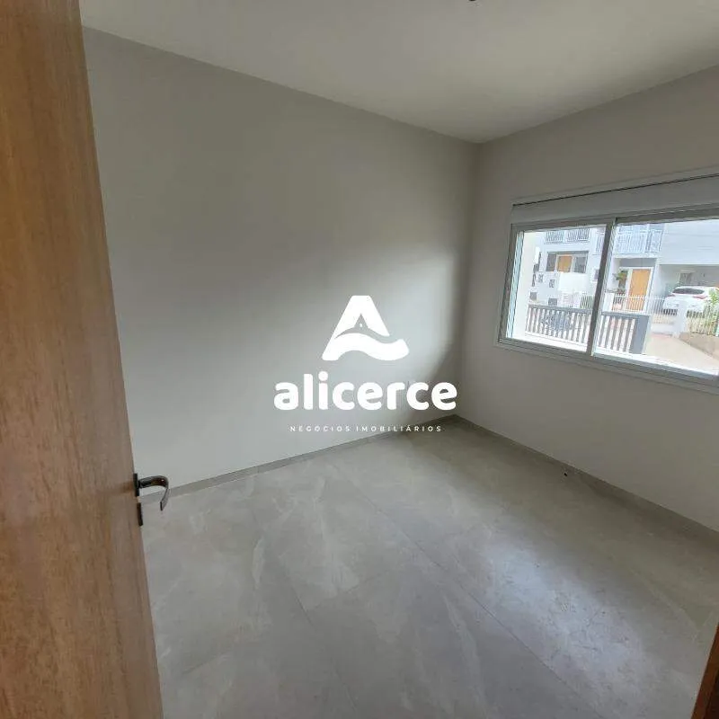 Imagem Sobrado 3 Quartos | 1 Suíte | 2 Vagas - Loteamento San Marino - São José