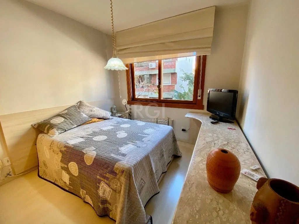 Imagem Apartamento Com 2 dormitórios Para comprar , 129 m² - Petrópolis - Porto Alegre