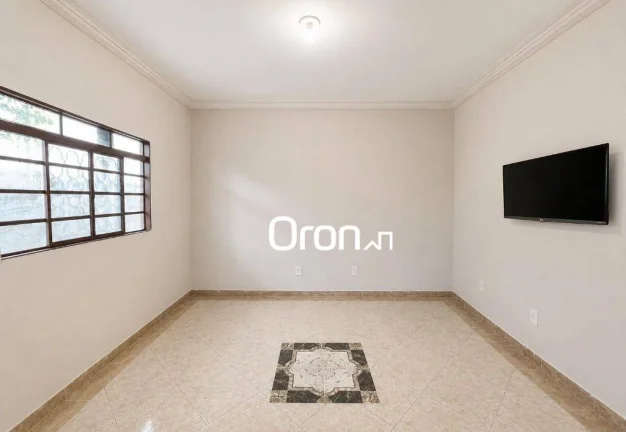 Imagem Sobrado com 4 dormitórios à venda, 200 m² por R$ 314.000,00 - Residencial Itaipu - Goiânia/GO