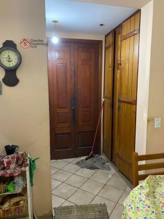 Imagem Linda casa,168m com 4 quartos em Vila Gumercindo - São Paulo - SP