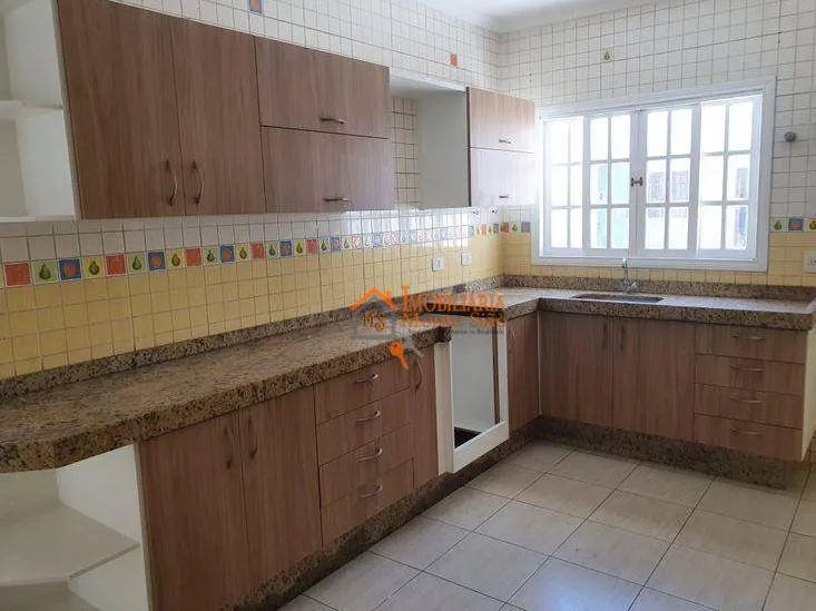 Imagem Sobrado com 3 dormitórios à venda, 135 m² por R$ 980.000,00 - Vila das Palmeiras - Guarulhos/SP