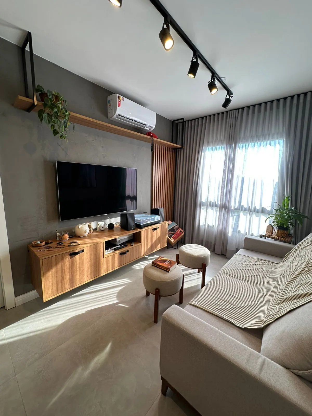 Apartamento de 1 dormitório 1 suíte, 44m2, bairro Azenha