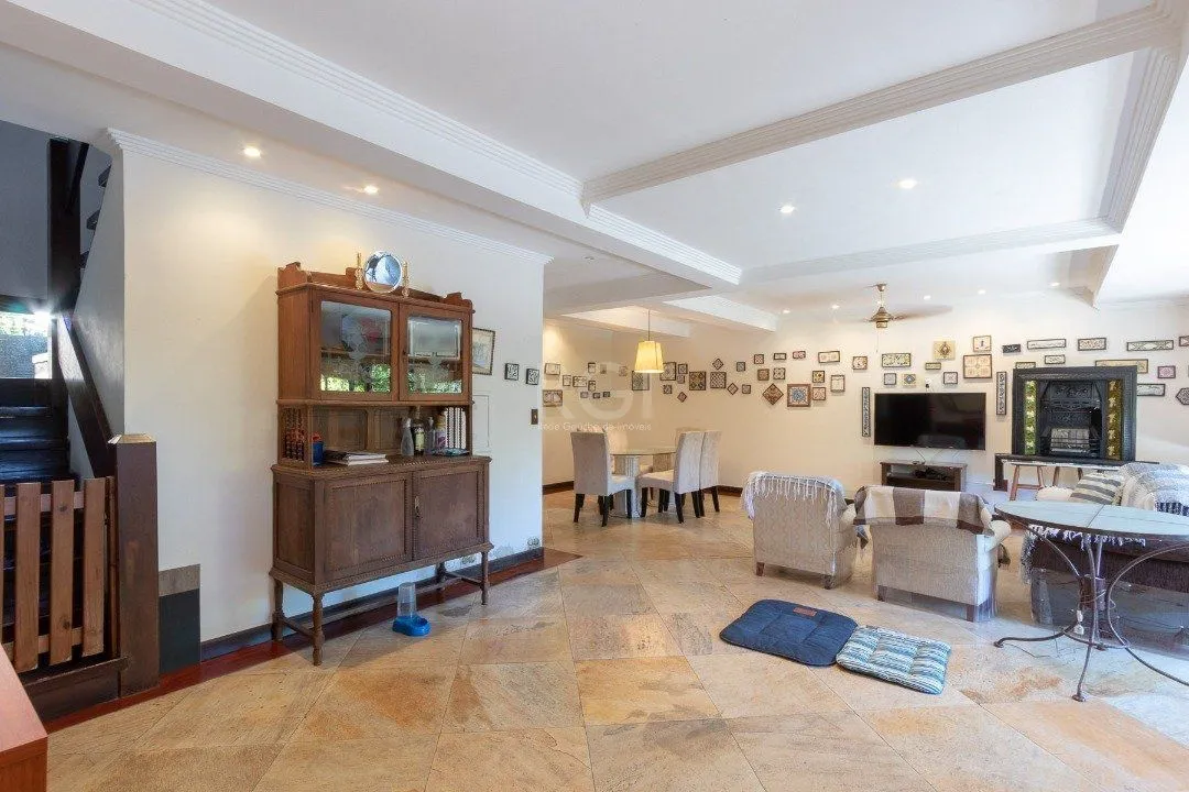 Imagem Casa Condominio para Venda - 331.2m², 4 dormitórios, sendo 4 suites, 2 vagas - Tristeza