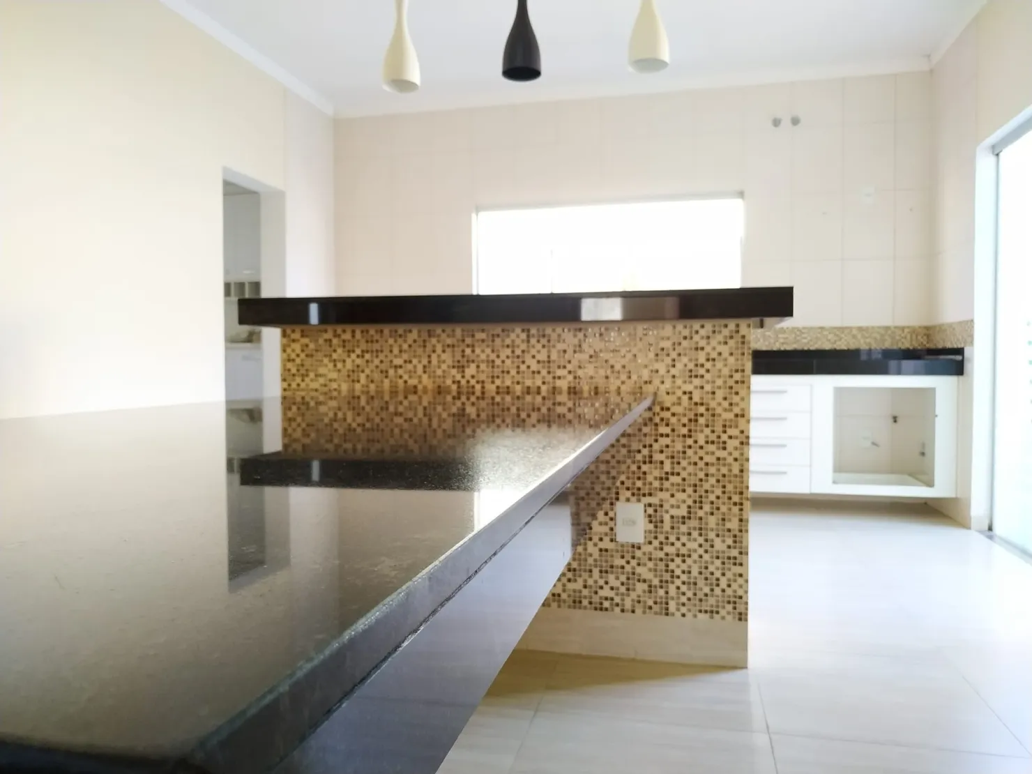 Imagem Casa à venda 4 Quartos, 4 Suites, 4 Vagas, 860M², Quiririm, Taubaté - SP