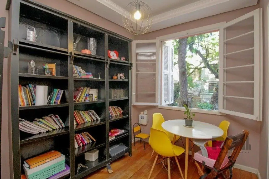 Imagem Casa 4 quartos no Bairro Bom Fim