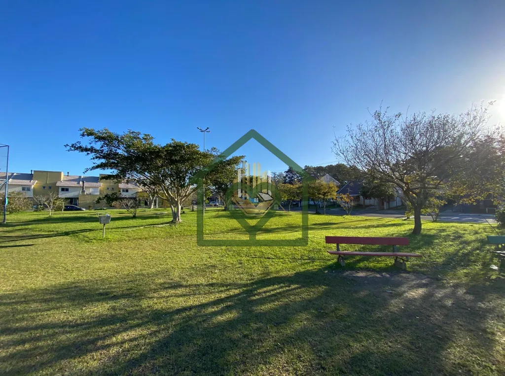 Imagem Casa no Residencial Parque Guadalupe entre a Sociedade Hípica de Porto Alegre e Sociedade do BRDE, ...