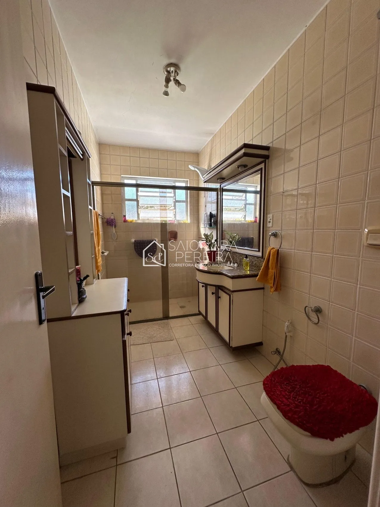 Imagem Casa espaçosa e aconchegante