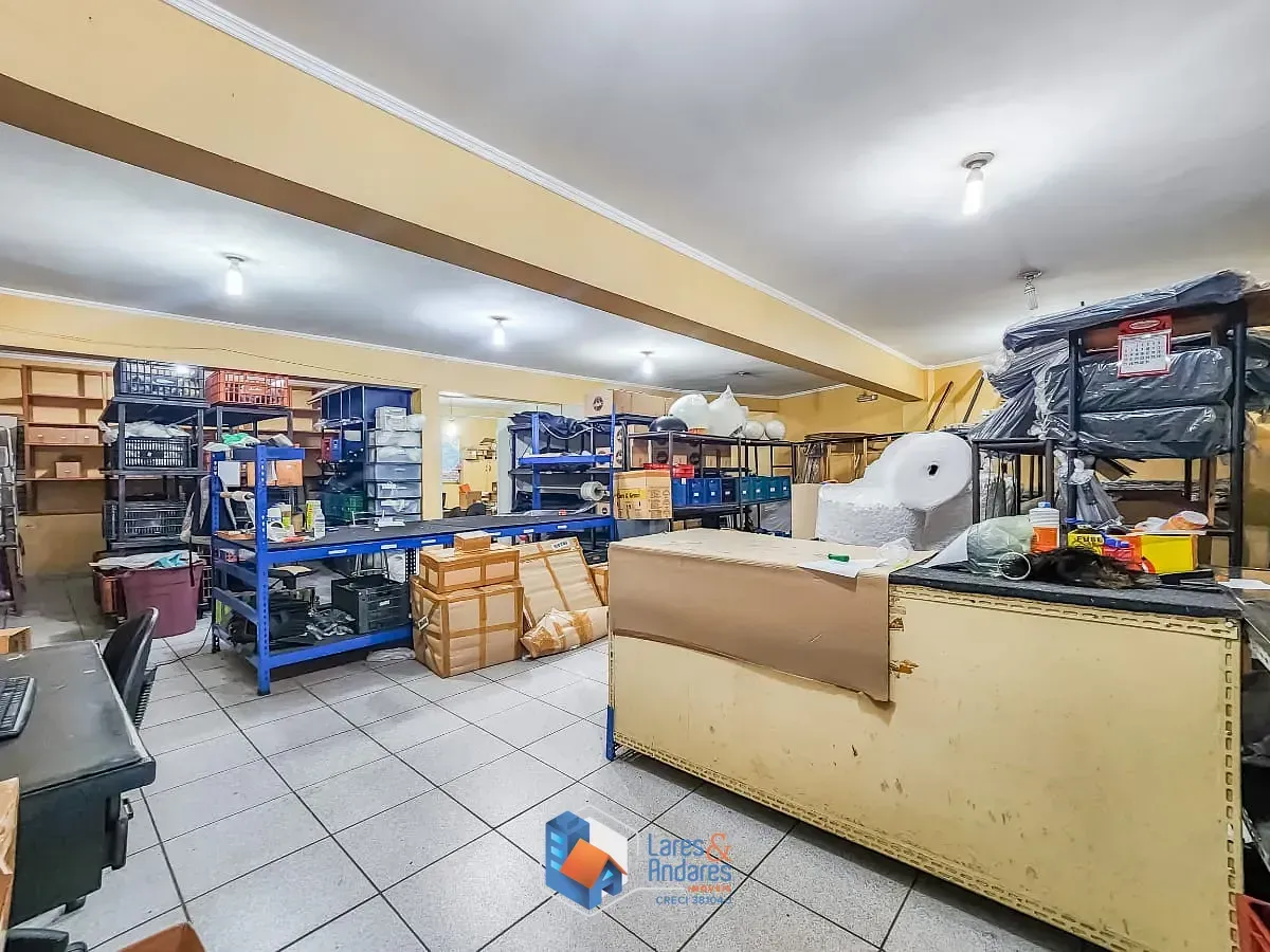 Imagem Casa comercial para venda em Liberdade, 700m²