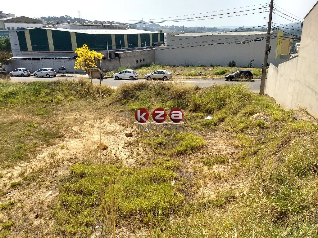 Imagem Terreno comercial de 300m² à venda no Parque dos Cocais, Valinhos-SP: Invista no seu negócio agora mesmo!