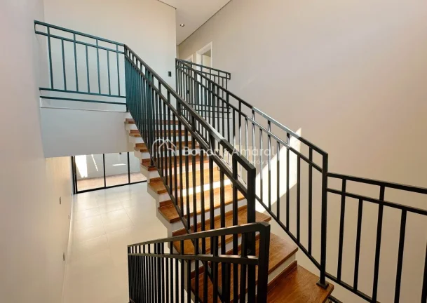 Imagem Maravilhoso Sobrado, acabamento de primeira, com 3 quartos sendo 3 suítes e a master com closet, co...
