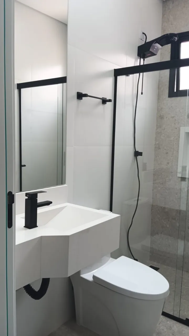 Imagem Excelente oportunidade: Casa em Condomínio à venda em Sorocaba-SP, bairro Wanel Ville, 3 quartos, 2 suítes, 2 salas, 4 banheiros, 145,58 m².