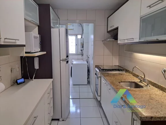 Imagem Apartamento de 101m² com 3 dormitórios, 2 suítes, 2 vagas cobertas em localização privilegiada na área nobre da Vila Mariana/Zsul..