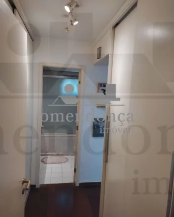 Imagem Apartamento a venda na Vila Madalena com 3 suítes e 3 vagas, 130m²