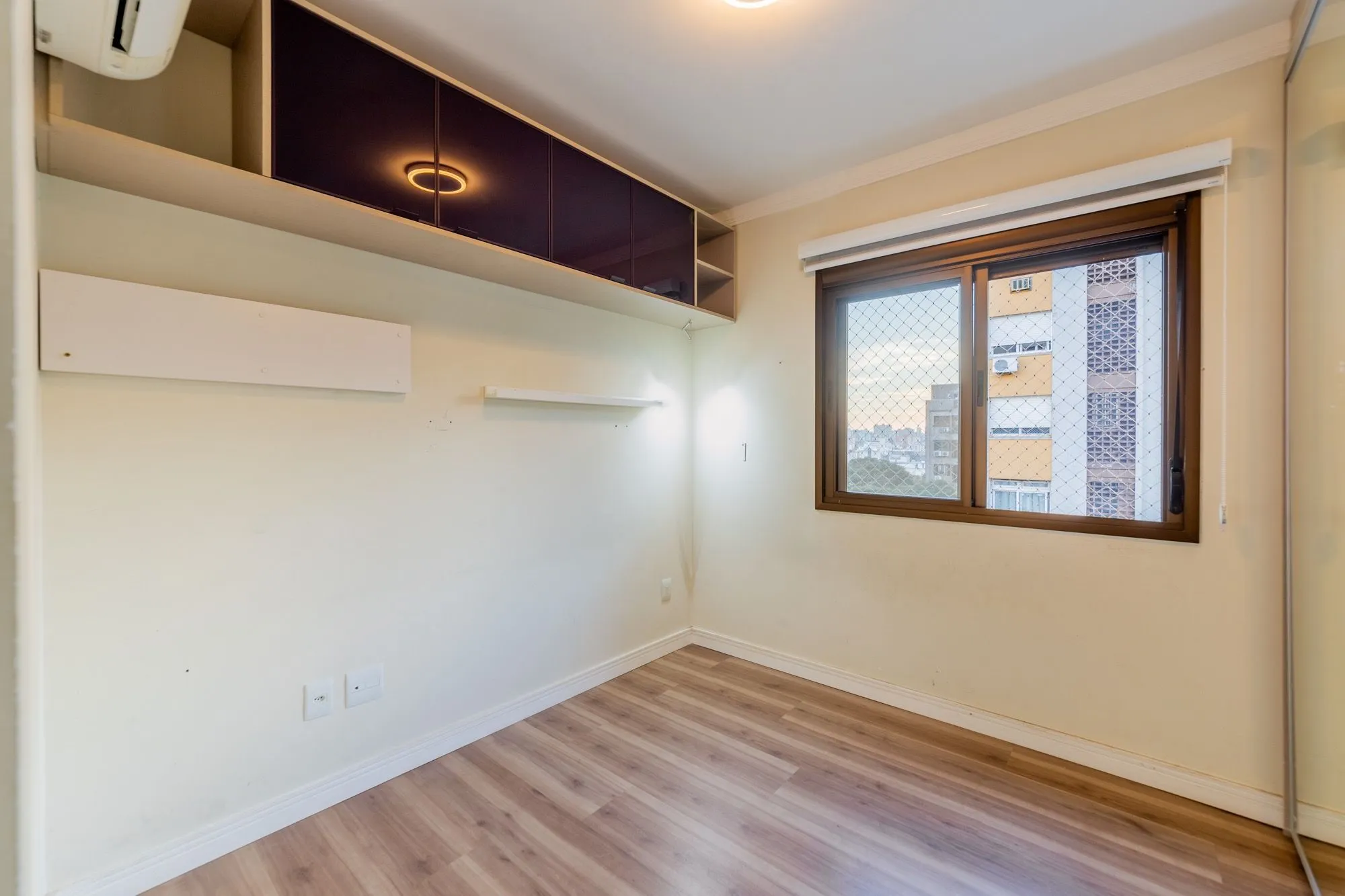 Imagem Apartamento com 2 suites, lavabo e 2 vagas de garagem no Bairro Rio Branco