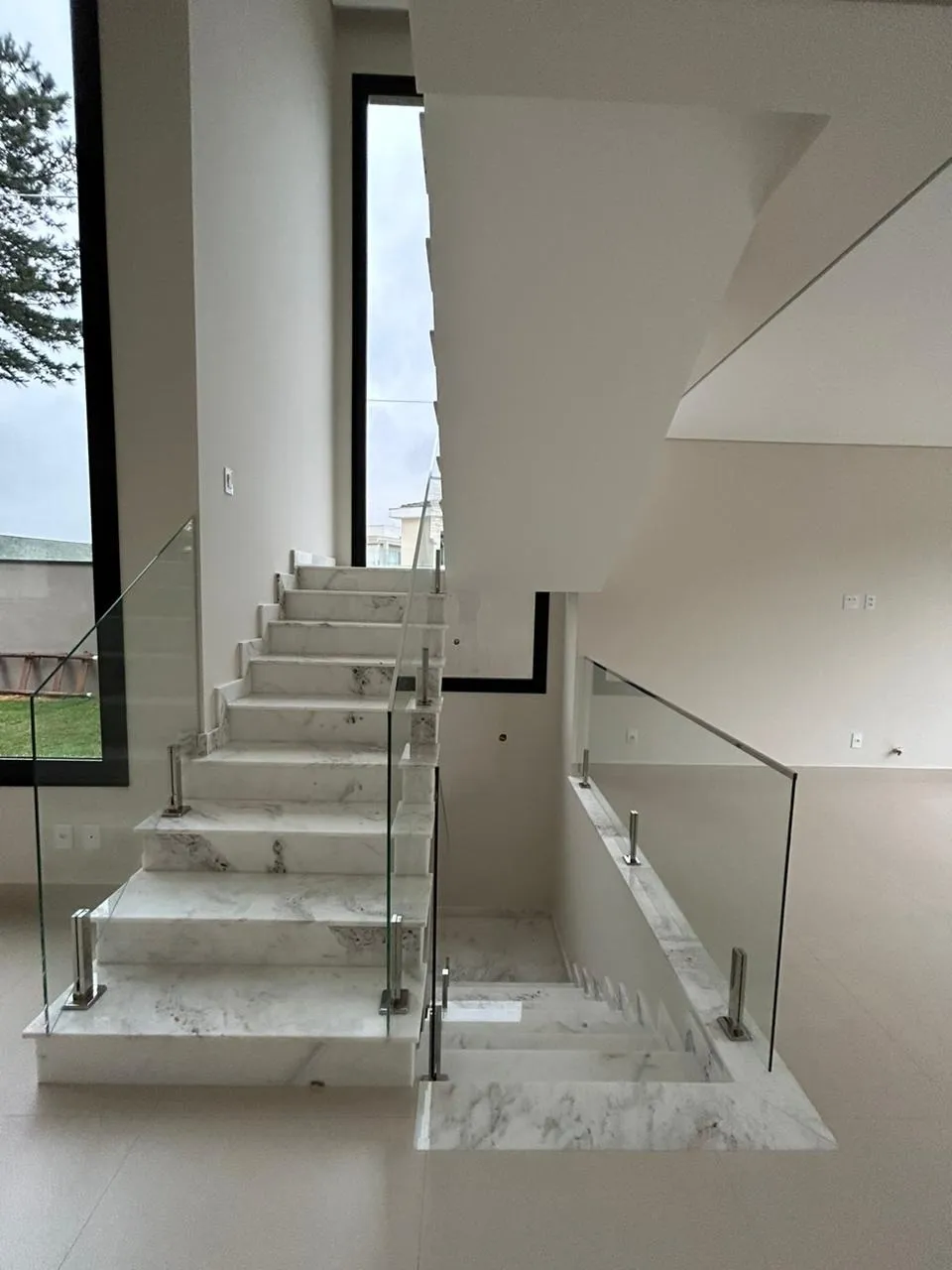 Imagem Sobrado de 522m², Localizado no Residencial Burle Marx - Alphaville Santana de Parnaíba - SP!