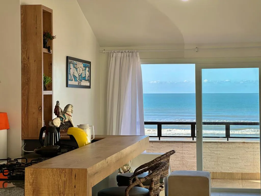 Imagem Apartamento 4 Dormitórios - Bairro Zona Nova