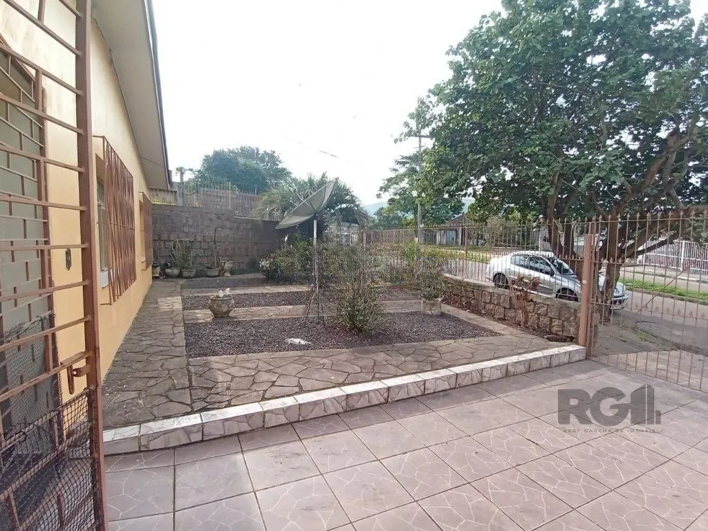 Imagem Casa de 2 dormitórios no bairro Campo Novo